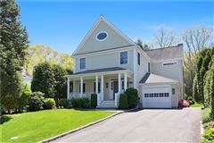THE PERFECT ROWAYTON VILLAGE JEWEL