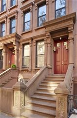 TRULY DELIGHTFUL HARLEM TOWNHOUSE