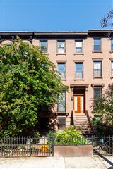 DELIGHTFULLY CHARMING AND CLASSICALLY BROOKLYN