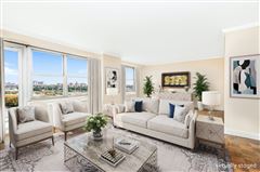 A GRAND RESIDENCE THAT HAS IT ALL