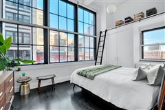 PRIVATE CORNER LOFT