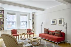 RELAXED AND REFINED, BEAUTIFULLY RENOVATED PRE-WAR HOME