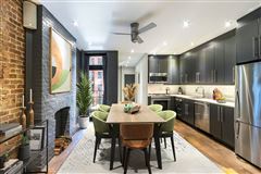SPACIOUS HOME IN PERFECT CONDITION