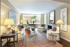 A SOPHISTICATED TWO BEDROOM APARTMENT