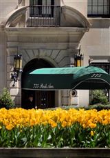 CORNER APARTMENT IN A PREMIER PARK AVENUE BUILDING