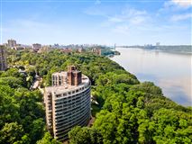 EXQUISITELY RENOVATED CONDOMINIUM
