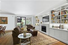 A FRESH TAKE ON TRADITIONAL STYLE