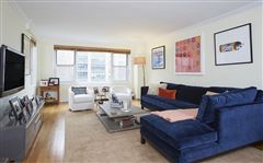 A STUNNING TWO BEDROOM HOME