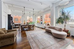 MAMMOTH SIZED LOFT IN TRIBECA