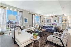 BEAUTIFULLY DESIGNED FOUR BEDROOM IN THE KENT