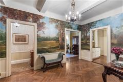 GLORIOUS 8 INTO 7 ROOM APARTMENT ON PARK