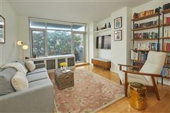 EXCEPTIONAL MODERN CONDO IN PARK SLOPE