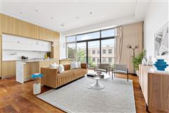 EXCLUSIVE CONDO IN THE HEART OF PARK SLOPE