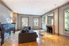 ELEGANT DUPLEX BROWNSTONE APARTMENT WITH ELEVATOR