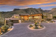 DRAMATIC SOUTHWESTERN CONTEMPORARY IN THE CANYONS