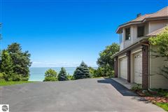 DELIGHTFUL WATERFRONT HOME WITH PANORAMIC EAST BAY VIEWS
