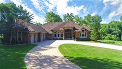 CUSTOM BUILT RANCH HOME