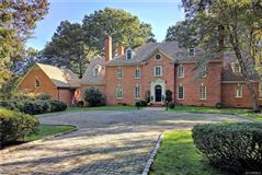 ELEGANT RESIDENCE ON 23.37 ACRES WITH 675 PLUS FEET FRONTAGE ON THE HISTORIC JAMES RIVER