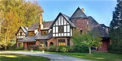 AN EXQUISITE HOME