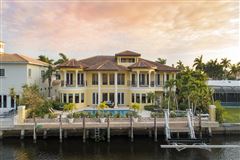 CUSTOM DESIGNED ESTATE ON DEEP WATER CANAL