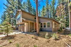 CUSTOM MOUNTAIN MODERN HOME