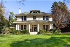 SIMPLY GRAND 1913 RESIDENCE