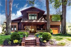 CONTEMPORARY CRAFTSMAN MASTERPIECE