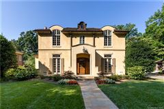 STUNNING COUNTRY EUROPEAN STUCCO HOME
