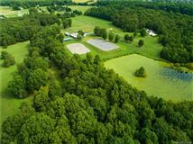 ESTATE PRIVATE FARM