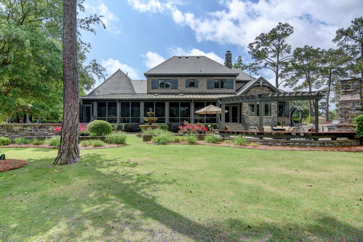 EXECUTIVE HOME IN LANDFALL North Carolina Luxury Homes Mansions For