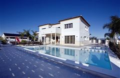 RECENTLY BUILT UNIQUE VILLA