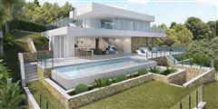 MODERN LUXURY VILLA