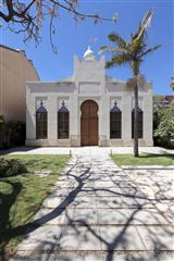 COMPLETELY REFURBISHED AND RESTORED HISTORIC RESIDENCE