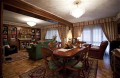 EXCLUSIVE PROPERTY CLOSE TO OLD TOWN
