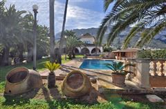 EXCLUSIVE PROPERTY IN DENIA