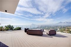 NEWLY CONSTRUCTED CONTEMPORARY WITH AMAZING VIEWS
