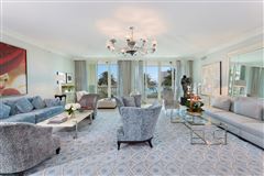 SPACIOUS THREE BEDROOM AT MIZNER GRAND