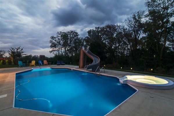 Entertainer S Paradise With Heated Salt Water Pool And Hot