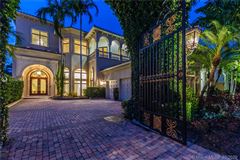 RARE OPPORTUNITY IN ULTRA-EXCLUSIVE MIZNER LAKE ESTATES