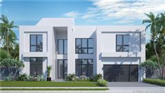 NEW, CONTEMPORARY, ELEGANT, SALTWATER POOL HOME ON A PRIVATE STREET