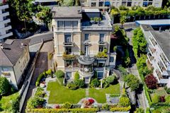 STATELY AND ELEGANT RESIDENCE
