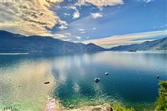 AMAZING WATER VIEWS