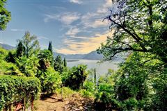 BEAUTIFUL PLOT IN UNIQUE LOCATION