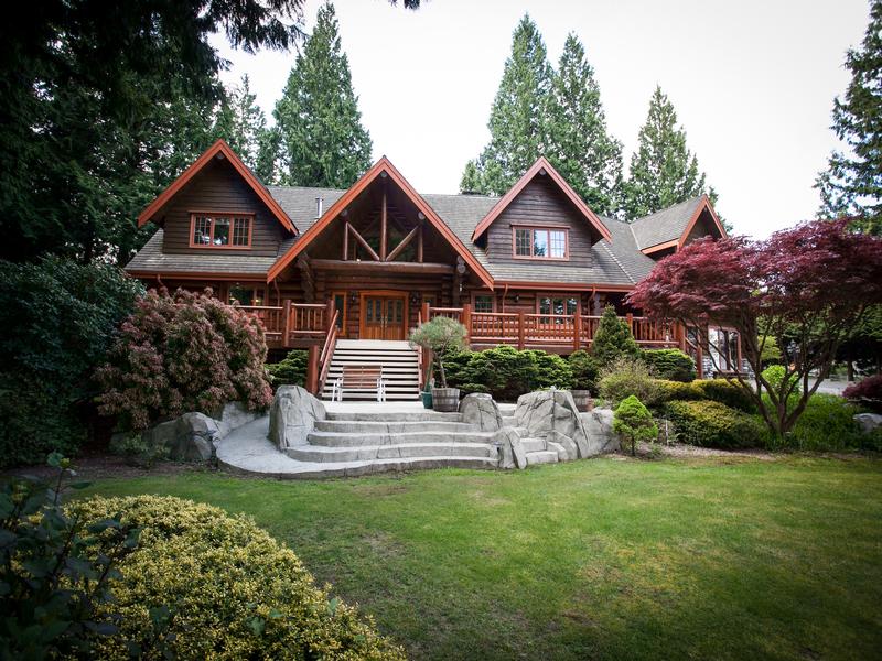 AN ABSOLUTE MASTERPIECE British Columbia Luxury Homes Mansions For