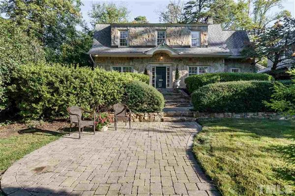 Warm And Cozy Stone Cottage North Carolina Luxury Homes