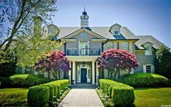 UNIQUE LUXURY ESTATE WITH GRAND AMENITIES