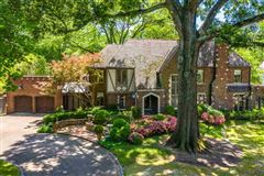 HISTORIC CHICKASAW GARDENS HOME