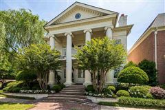 UNIQUE JEFFERSONIAN BEAUTY
