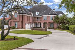 STUNNING MANSION ON THE INDIAN RIVER