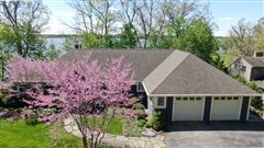 ULTIMATE VIEWS OF EAGLE LAKE WITH PRIVACY